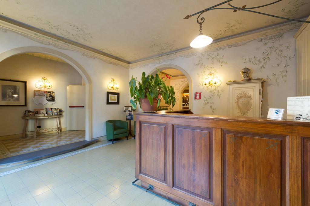 Hotel Moderno Pisa Exterior photo