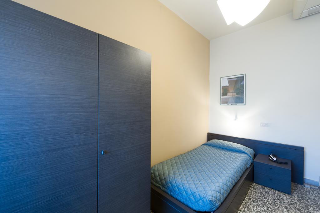Hotel Moderno Pisa Exterior photo