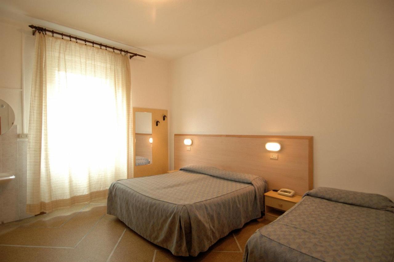Hotel Moderno Pisa Room photo